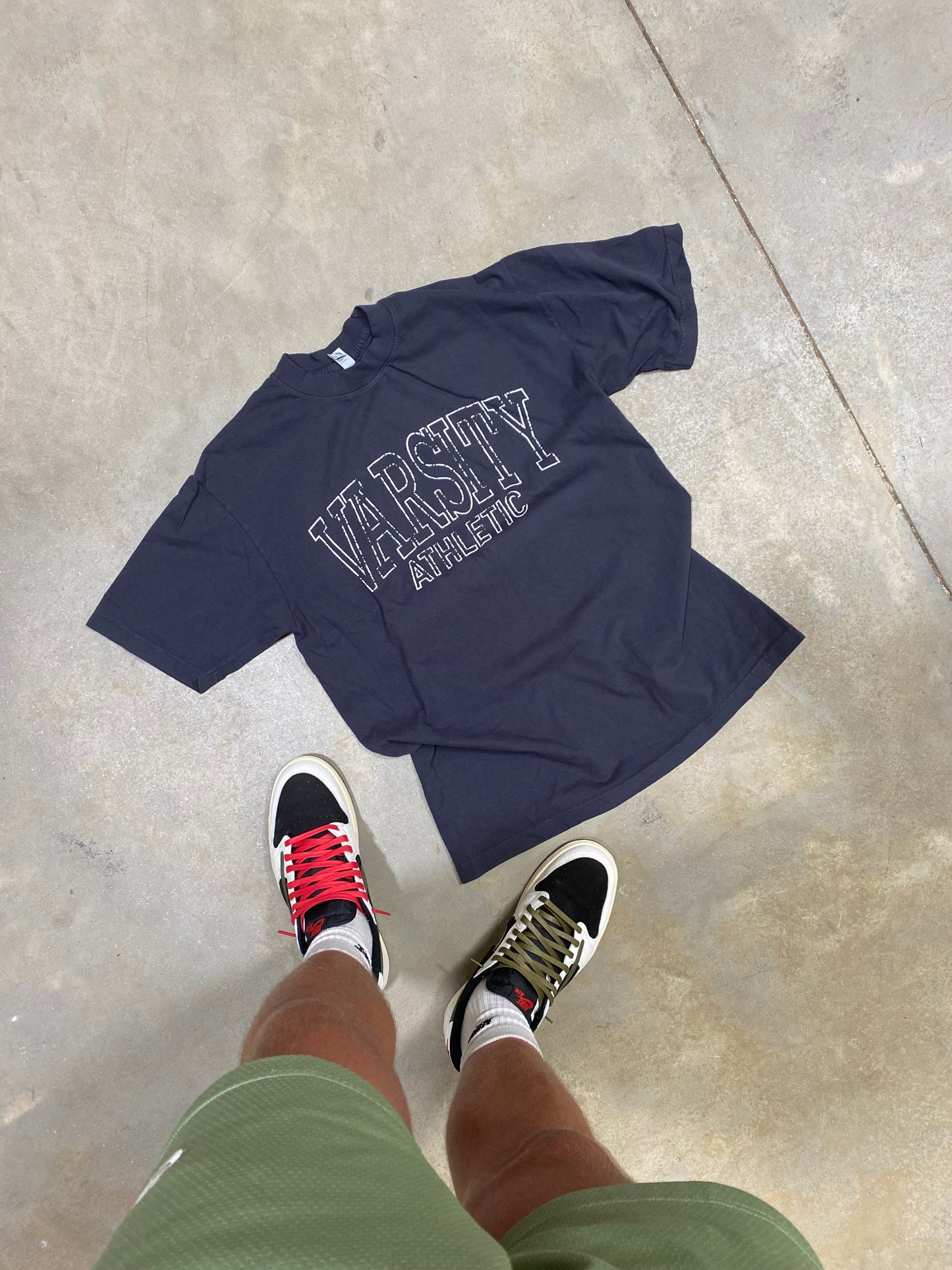 DISTRESSED VARSITY T-SHIRT